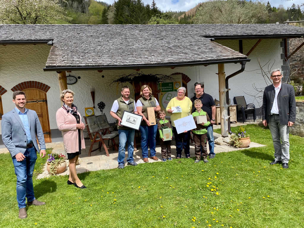 Familie Gröbl gewinnt den Bio Award 2021 in Oberösterreich